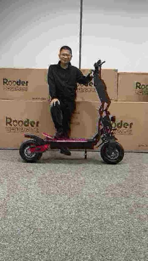 Proizvođač skutera na 2 kotača