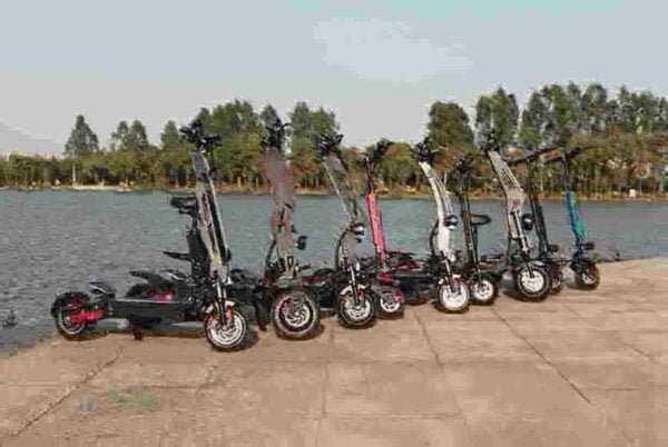 Proizvođač Neuron Scooter